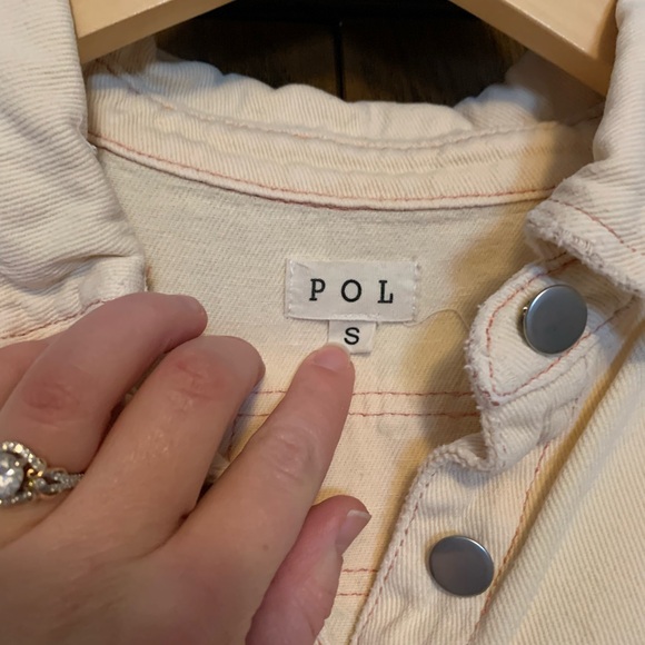 {POL} EUC! Pale Yellow Distressed Button-Up Shirt - Picture 2 of 7